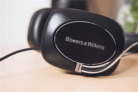 The Bowers & Wilkins P7 Wireless Headphones Review — Tools and Toys