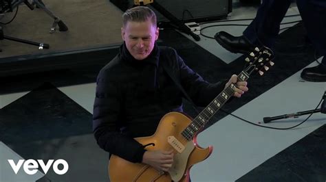 Bryan Adams - Cuts Like A Knife (Live From The NHL Outdoor Classic) Chords - Chordify