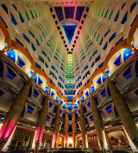 A view inside the world's only 7-star hotel (the Burj Al Arab in Dubai ...