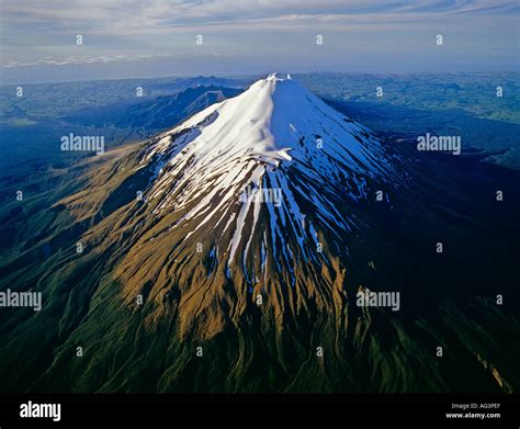 Taranaki new zealand aerial hi-res stock photography and images - Alamy