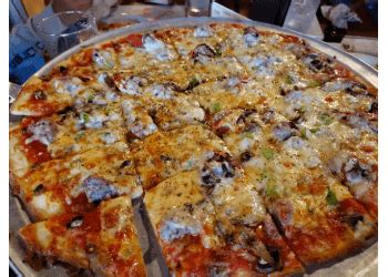 3 Best Pizza Places in Sacramento, CA - Expert Recommendations