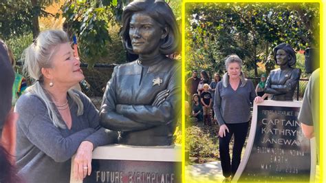 Captain Janeway Bust Unveiled With Kate Mulgrew In Attendance — Daily ...