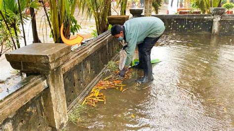 Unclogging Culvert Pipe With A Lot Of Leaves Stuck In Drain - YouTube