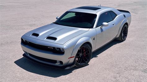 Meet the 2019 Dodge Challenger SRT Hellcat Redeye Widebody... | CAR ...