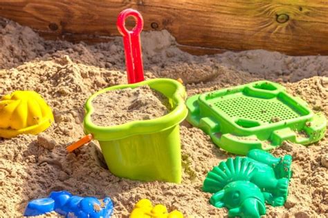 6 Best Sandboxes for Kids in 2024 - shelf