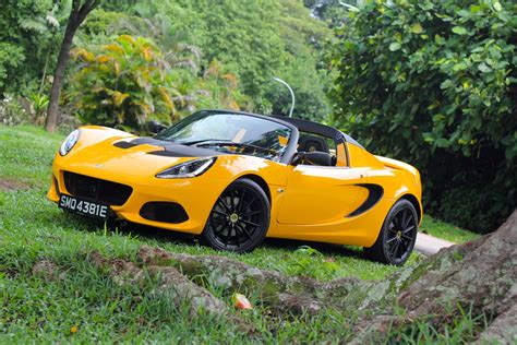 2019 Lotus Elise Sport 220 review: A Fling named Elise - CarBuyer Singapore