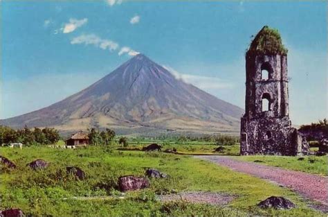 Mt. Mayon 1 - ePuzzle photo puzzle