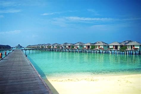 Maldives - Sun Island Resort & Spa - Holiday & Honeymoon Destination