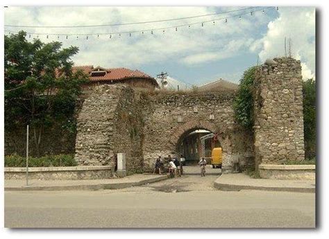 Elbasan Castle - Elbasan