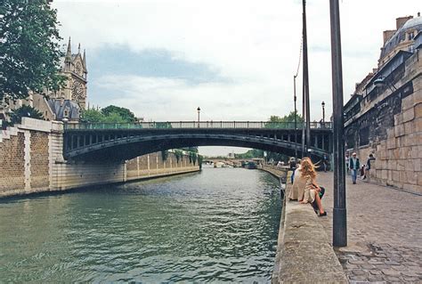 Bridge of the Week: Seine River Bridges: Pont au Double