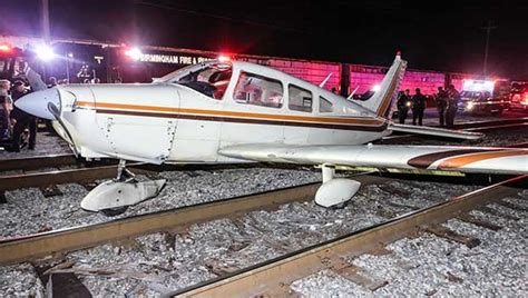 Small plane crashes near airport after mechanical problem, fire ...