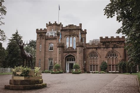 Scottish Castle Wedding Venue | Drumtochty Castle | Amazing Space Weddings