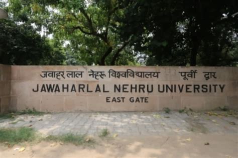 JNU associate professor alleges attack by gang, teachers' body demands action, jnu associate ...