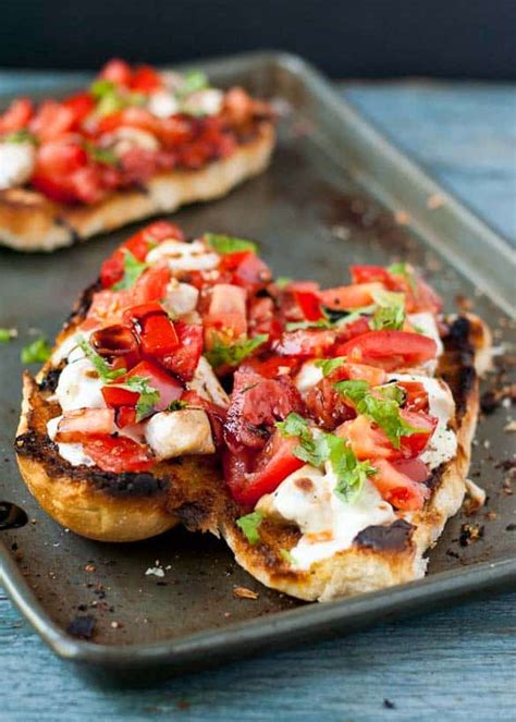 Cheesy Chicken Bruschetta Bread Boats | Neighborfood