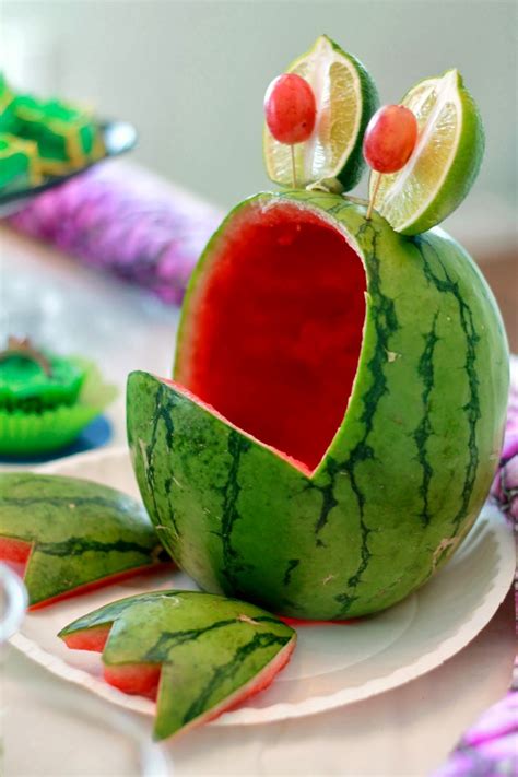 Reptile Party, For a GIRL! | Fun kids food, Fruit creations, Creative food