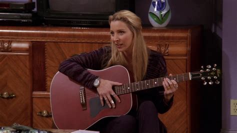 Friends: Phoebe’s 5 Best (& 5 Worst) Traits