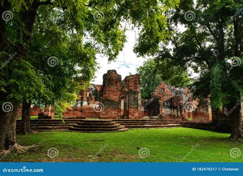 Ancient ruins building stock image. Image of myth, place - 182470217