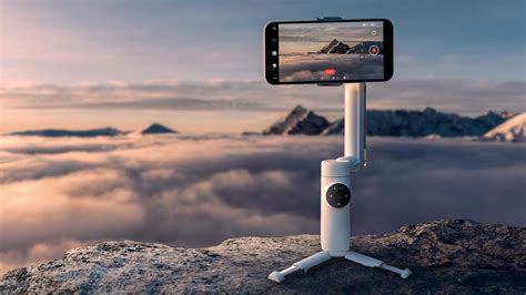 Insta360 announces Flow gimbal