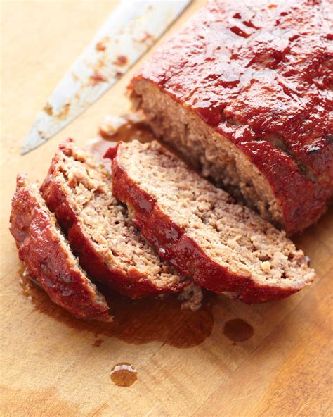 Glazed meatloaf from Martha Stewart, one of my fav meals | Venison meatloaf, Meatloaf, Meatloaf ...