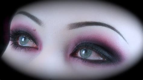 Goth Eye Makeup