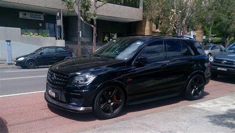 2013 Mercedes-Benz ML63 AMG Base 4dr All-wheel Drive 4MATIC 7-spd AMG ...