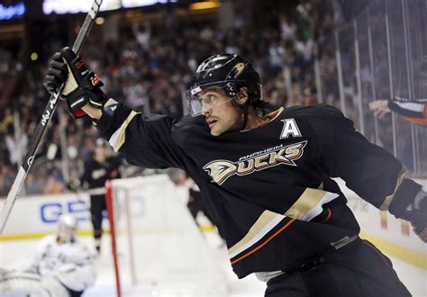 Teemu Selanne, Paul Kariya among electees to Hockey Hall of Fame | The ...