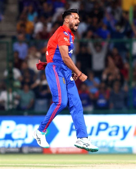 New Delhi : Delhi Capitals' Mukesh Kumar celebrates after taking the ...