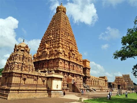 Visit These Top 15 Temples in Tamil Nadu for Spiritual Awakening ...