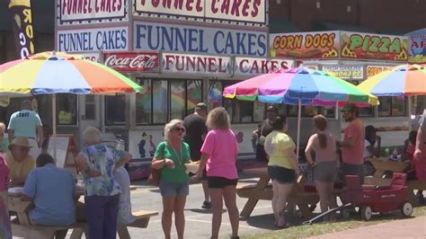 Are Dogs Allowed At Dogwood Festival