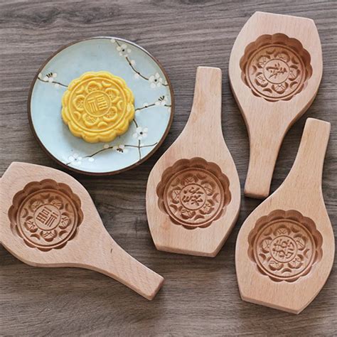 Aliexpress.com : Buy DIY Traditional Chinese Moon Cake Mold Beech Wood Pastry Mold Pumpkin Pie ...