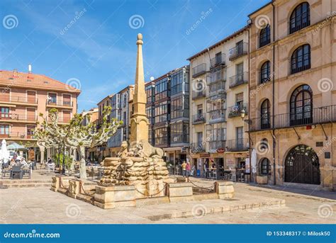 Leon Fountain at the Mayor Place in Soria - Spain Editorial Photography - Image of fountain ...