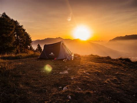 10 Camping Hacks to Stay Cool During Summer Camping - Digitalnerds.com