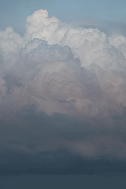 Premium Photo | Closeup of cumulonimbus clouds