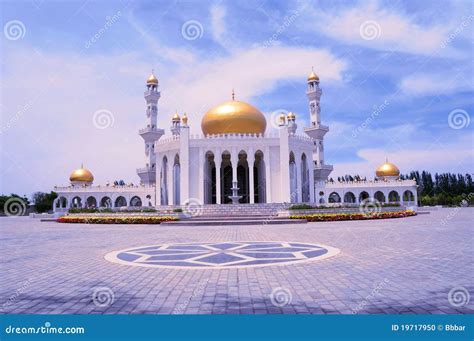 Golden Mosque stock photo. Image of eastern, marble, muslim - 19717950