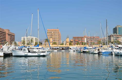 Puerto-deportivo de Fuengirola | Costa, Mar mediterraneo, Puerto