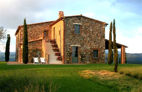 20 Gorgeous Homes in Tuscany, Italy | Gorgeous Homes | Casa toscana, Case rustiche e Case italiane