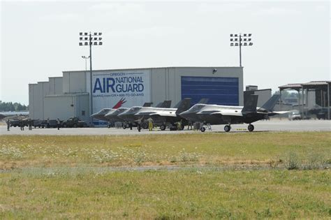 DVIDS - News - F-35 Lightnings Arrive at Portland Air National Guard Base, Oregon