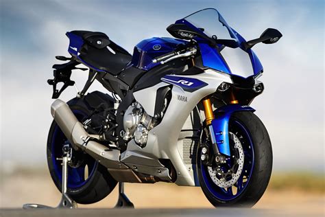 2016 Yamaha YZF-R1M Bookings to Start from October 1