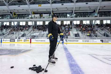 Michigan Women’s Hockey (@umichwhockey) / Twitter