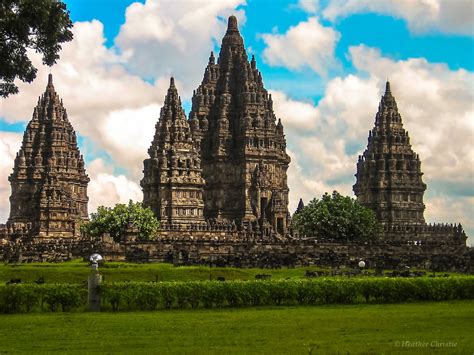 Prambanan Temple, the beautiful temple in Indonesia - Amazing Indonesia