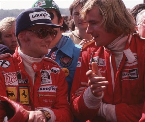 photograph - 1976 Niki Lauda and James Hunt - 2016 (1 items) - Catawiki