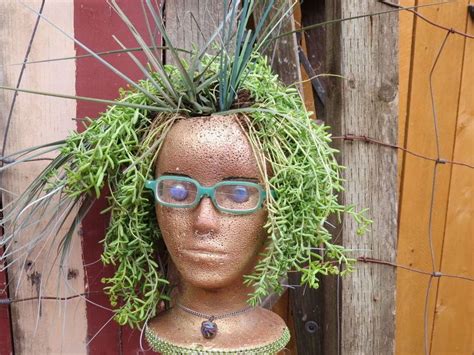 Styrofoam Heads Garden Pots-Cute and Unique | Styrofoam head, Unique garden art, Garden pots