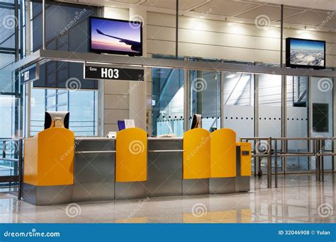 Boarding Gate At An Airport Royalty Free Stock Photos - Image: 32046908