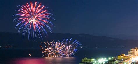 Lake Toya summer fireworks - Experience Japan | Inside Japan Tours