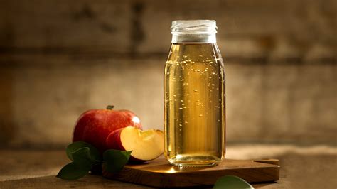 7 Potential Side Effects Of Apple Cider Vinegar | OnlyMyHealth