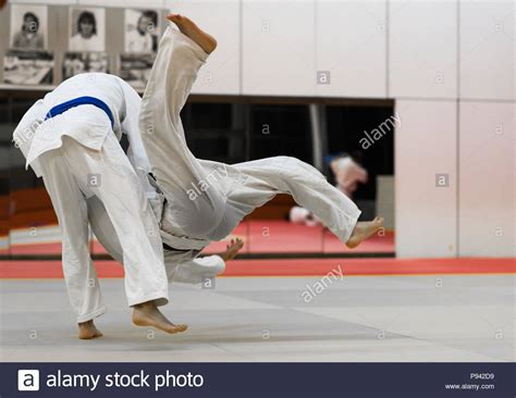 Judo training in the sports hall Stock Photo - Alamy