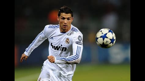 Cristiano Ronaldo Skills, Goals, Tricks ᴴᴰ - YouTube