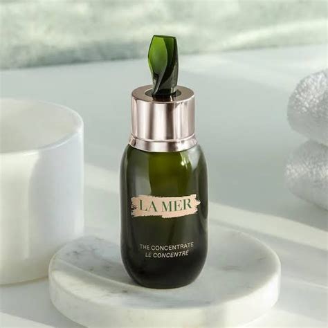 La Mer Concentrate Serum 50ml, Beauty & Personal Care, Face, Face Care on Carousell