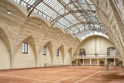 The World’s 28 Most Beautiful Tennis Courts | Tennis court design ...