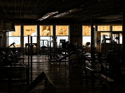 The Dallas Gym That Time Forgot – Texas Monthly